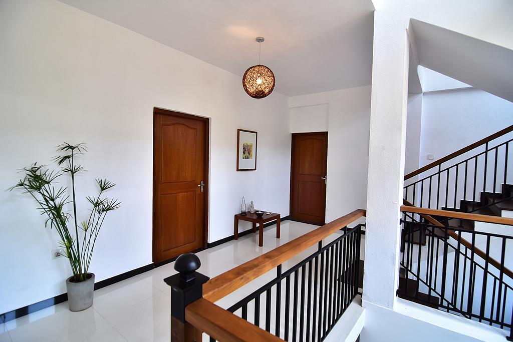 Park Lane 88 Apartments Negombo Esterno foto